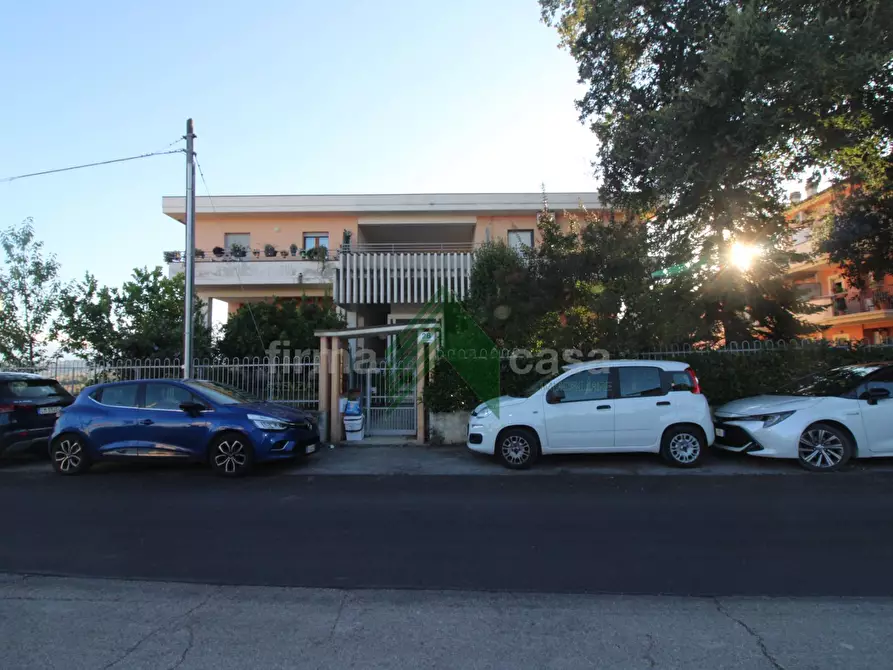 appartamento in vendita a Mosciano Sant'Angelo in zona Costa del Monte