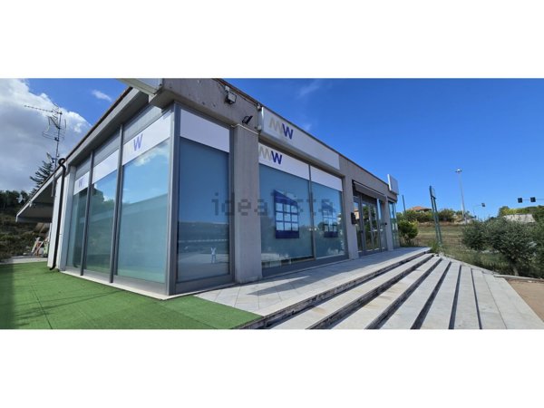 locale di sgombero in vendita a Mosciano Sant'Angelo