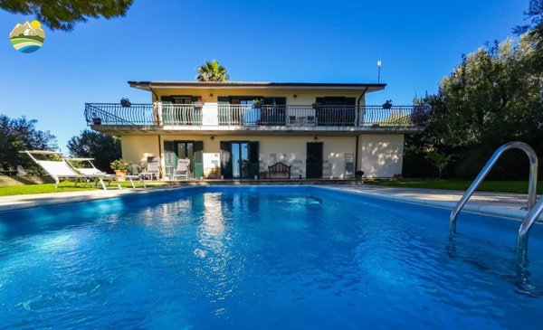 casa indipendente in vendita a Mosciano Sant'Angelo in zona Convento