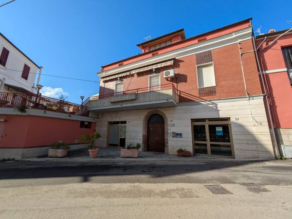 casa indipendente in vendita a Mosciano Sant'Angelo