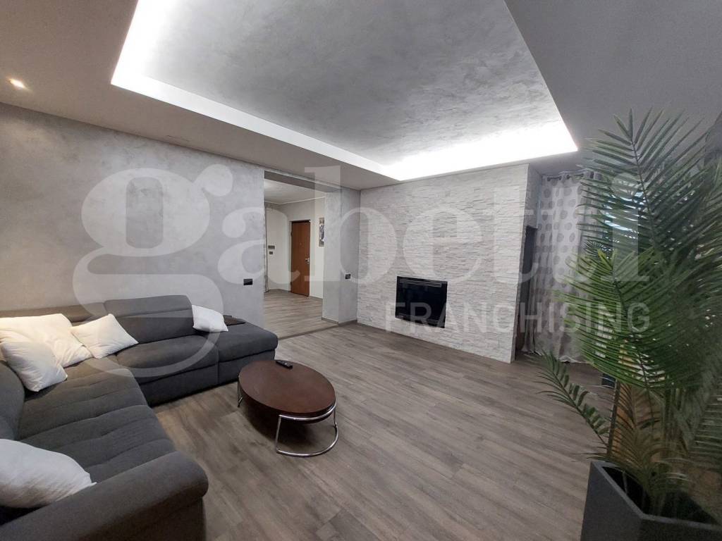 casa indipendente in vendita a Mosciano Sant'Angelo