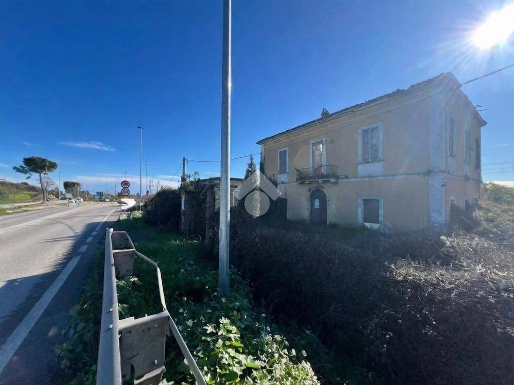 terreno edificabile in vendita a Mosciano Sant'Angelo