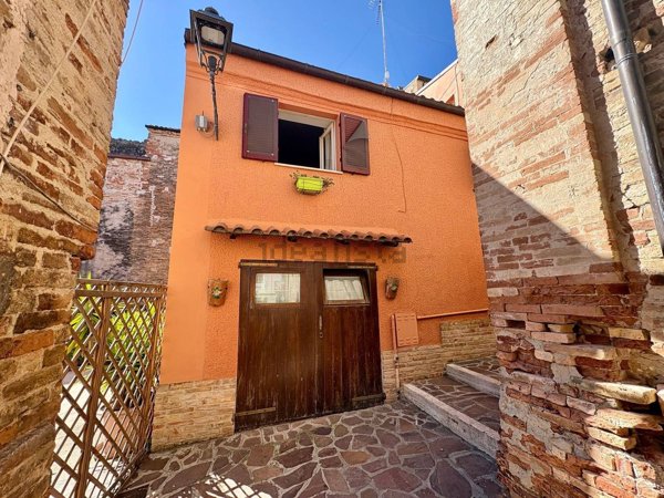 casa indipendente in vendita a Mosciano Sant'Angelo