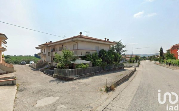 casa indipendente in vendita a Mosciano Sant'Angelo