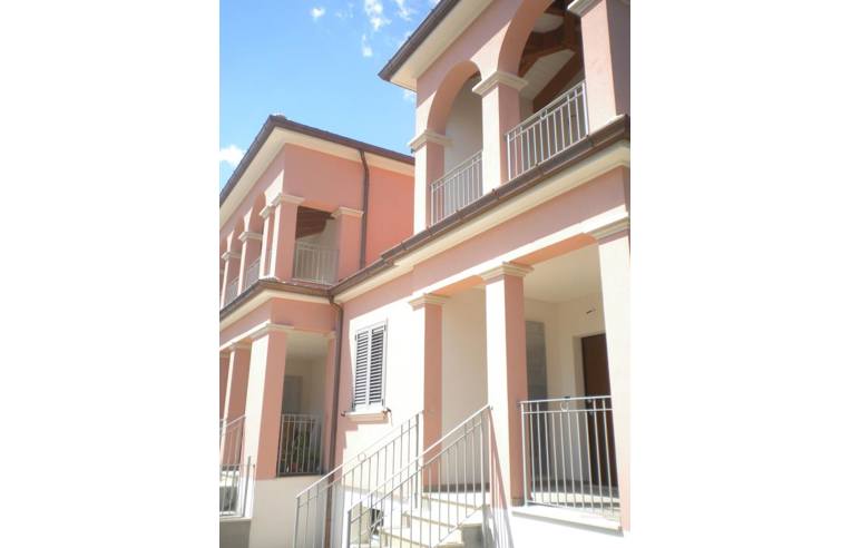 casa indipendente in vendita a Mosciano Sant'Angelo