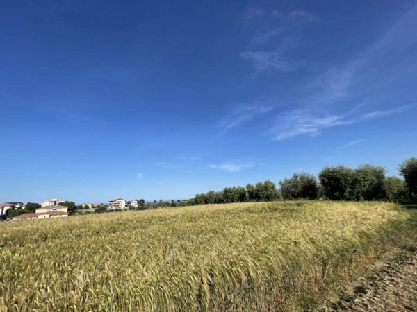 appartamento in vendita a Mosciano Sant'Angelo in zona Costa del Monte