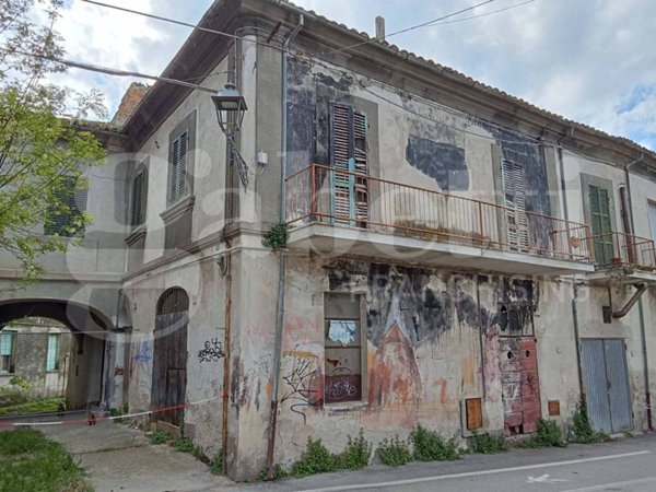 appartamento in vendita a Mosciano Sant'Angelo in zona Convento