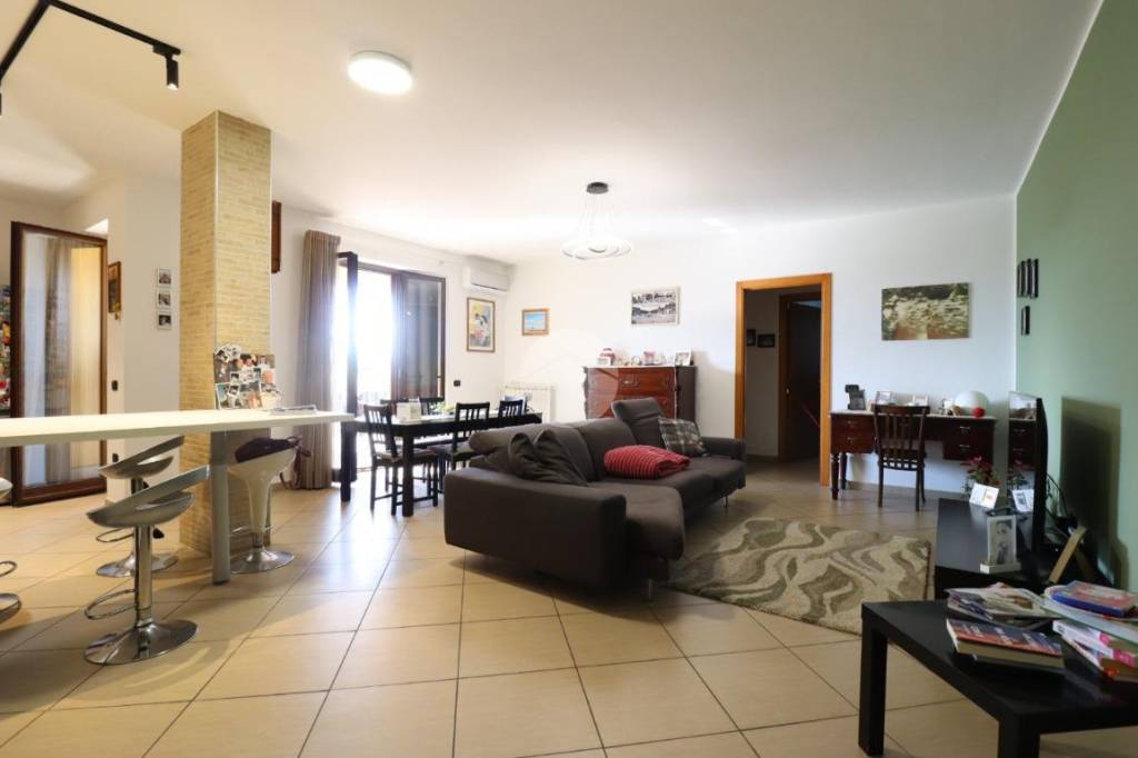 appartamento in vendita a Mosciano Sant'Angelo