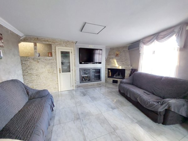 casa indipendente in vendita a Mosciano Sant'Angelo