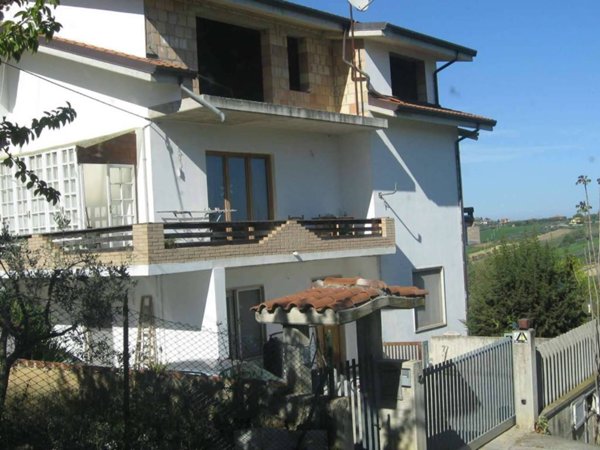 appartamento in vendita a Mosciano Sant'Angelo
