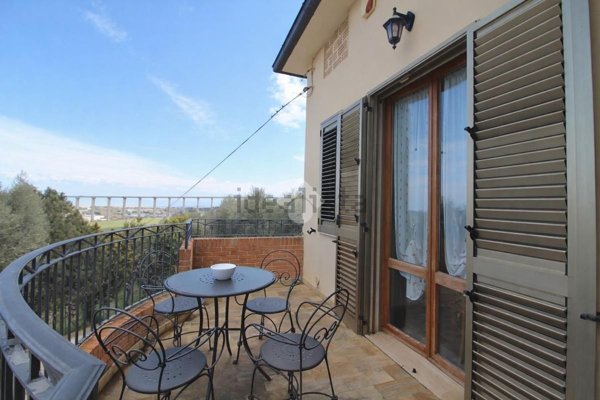 appartamento in vendita a Mosciano Sant'Angelo in zona Montone