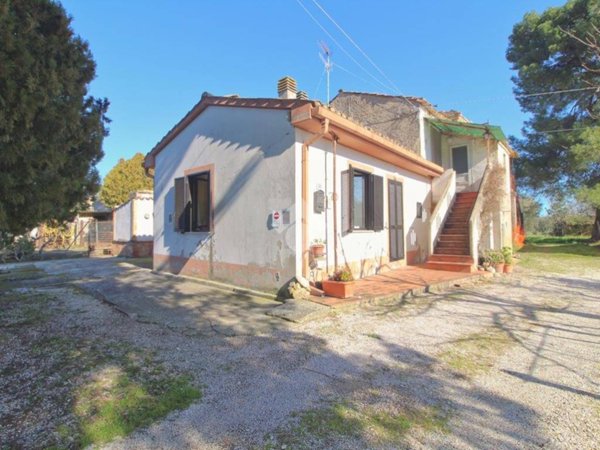 casa indipendente in vendita a Mosciano Sant'Angelo