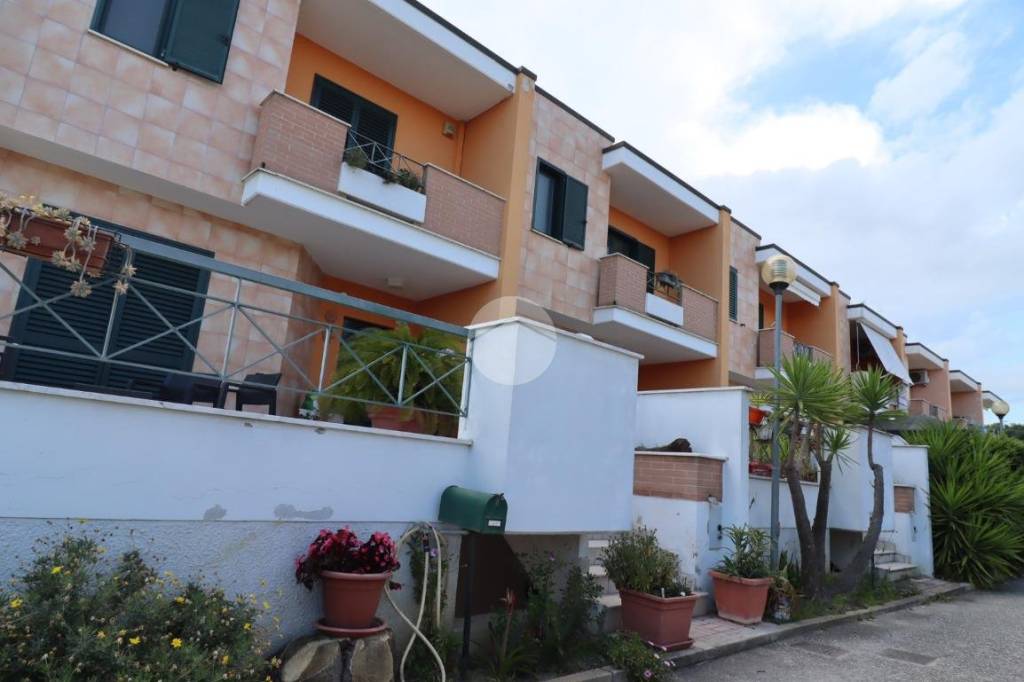 casa indipendente in vendita a Mosciano Sant'Angelo