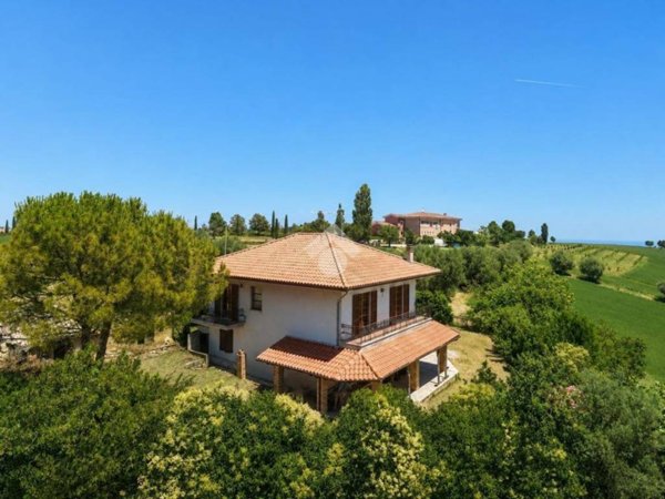 casa indipendente in vendita a Mosciano Sant'Angelo in zona Colle Cerreto