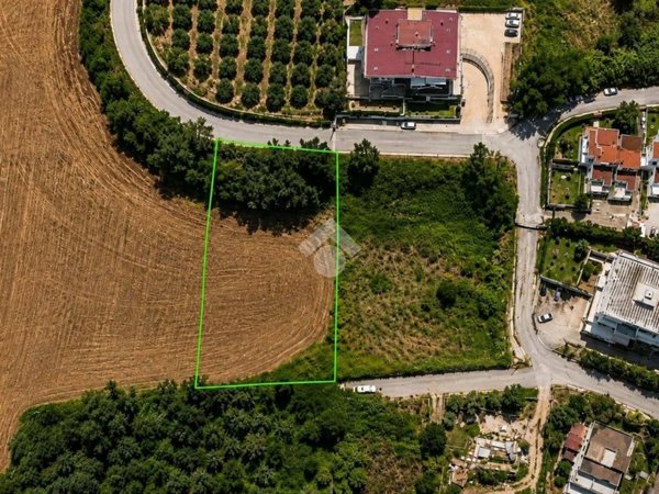 terreno edificabile in vendita a Mosciano Sant'Angelo in zona Colle Imperatore
