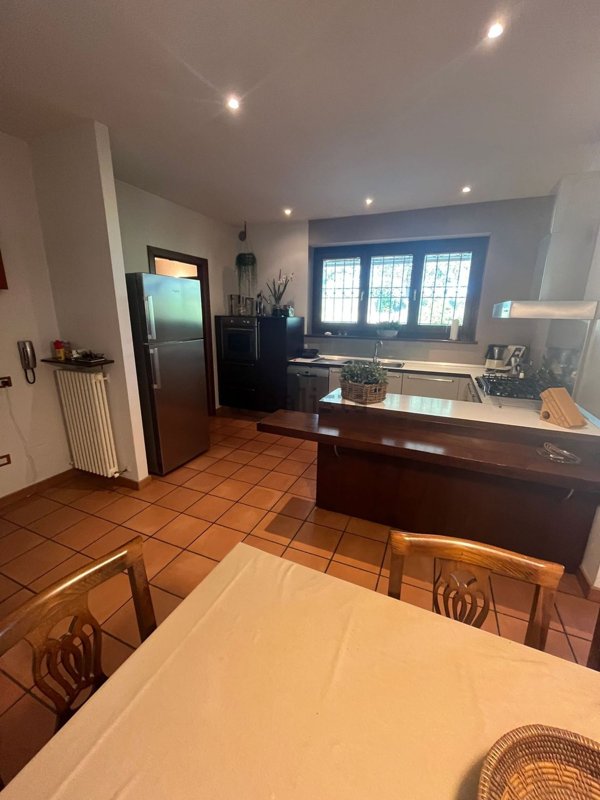 casa indipendente in vendita a Mosciano Sant'Angelo in zona Montone