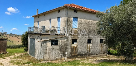 appartamento in vendita a Mosciano Sant'Angelo in zona Convento