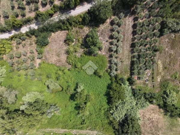 terreno in vendita a Mosciano Sant'Angelo