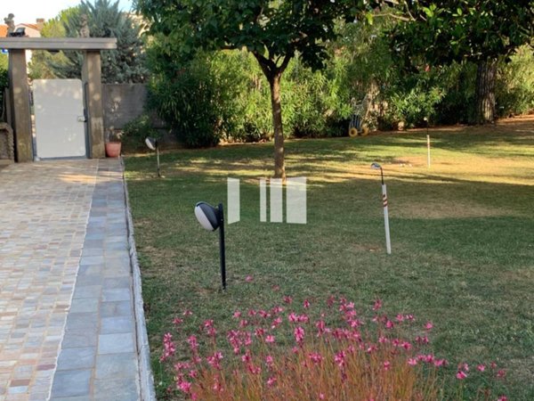 casa indipendente in vendita a Mosciano Sant'Angelo in zona Convento
