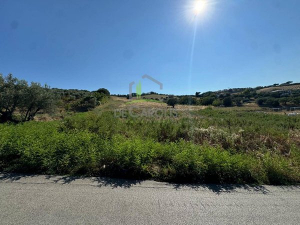 terreno in vendita a Mosciano Sant'Angelo in zona Montone