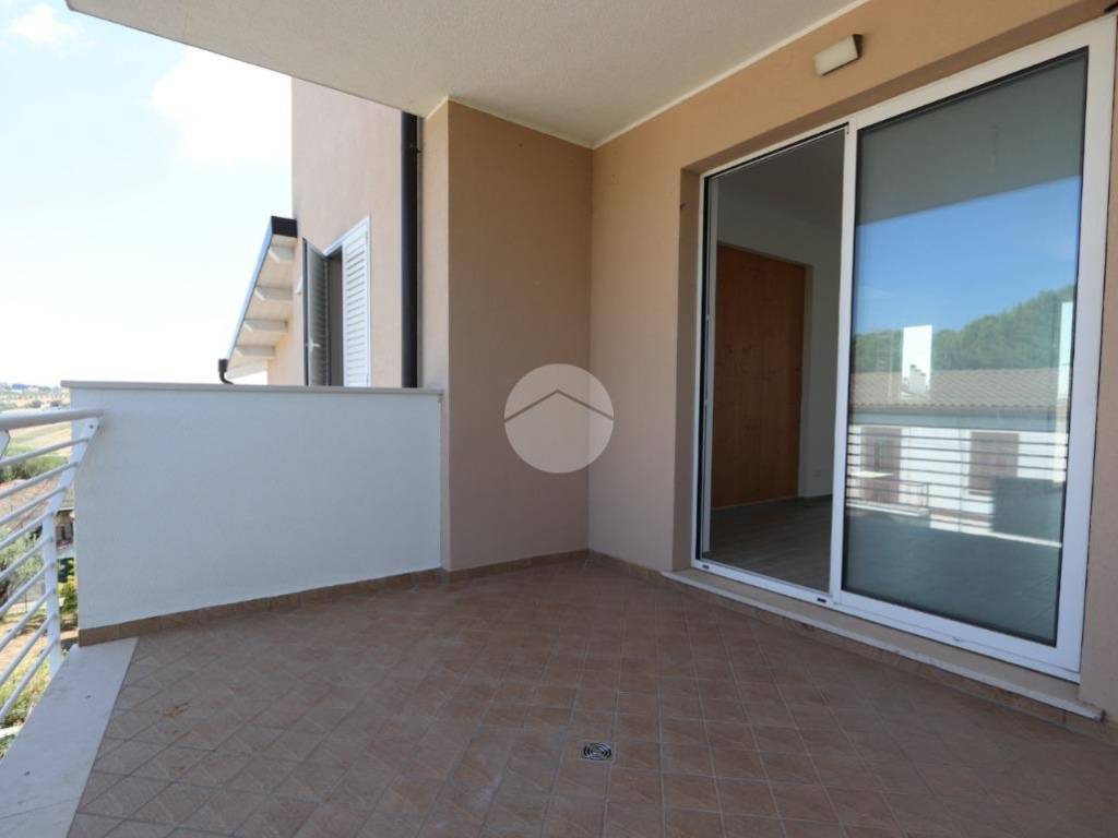 appartamento in vendita a Nereto in zona Parignano