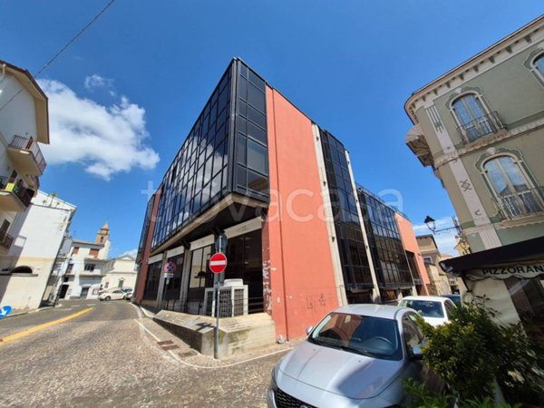 ufficio in vendita a Nereto