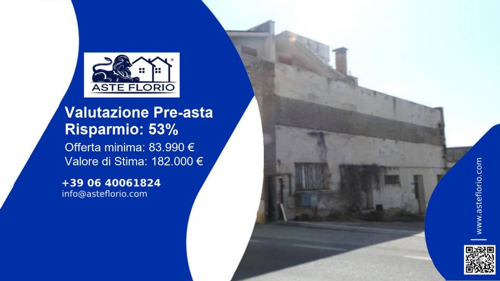 locale commerciale in vendita a Nereto