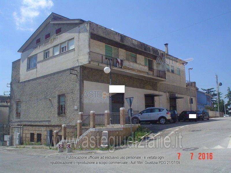 appartamento in vendita a Nereto