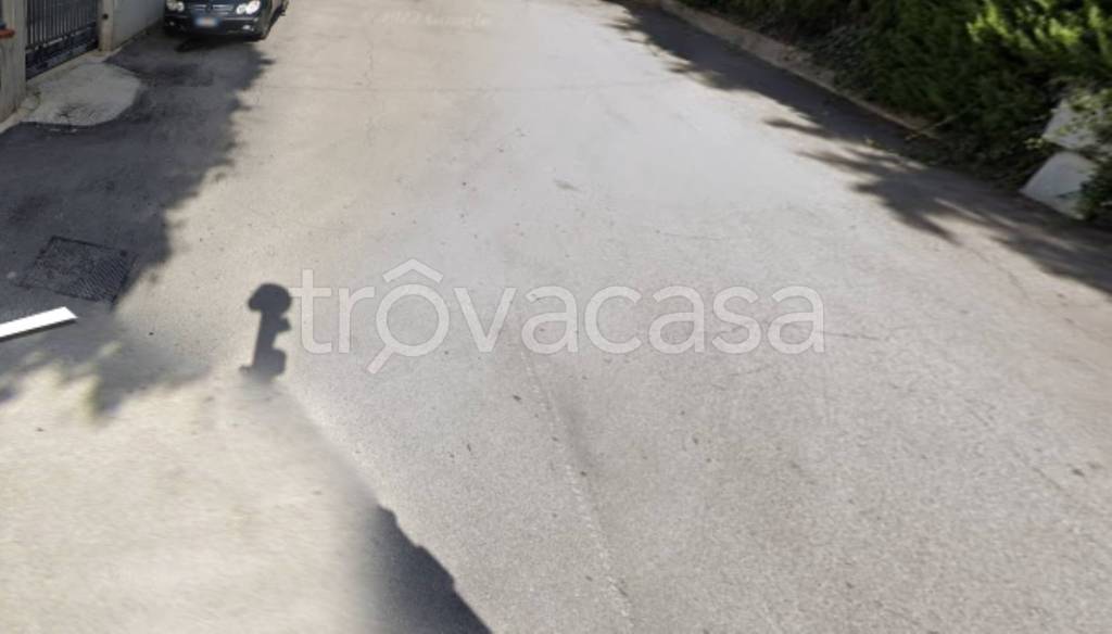 negozio in vendita a Nereto