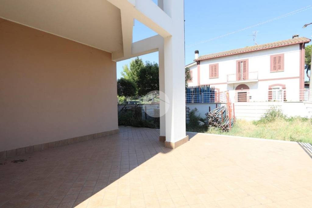 appartamento in vendita a Nereto in zona Parignano