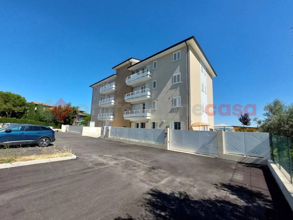 appartamento in vendita a Nereto