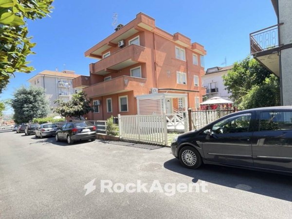appartamento in vendita a Nereto