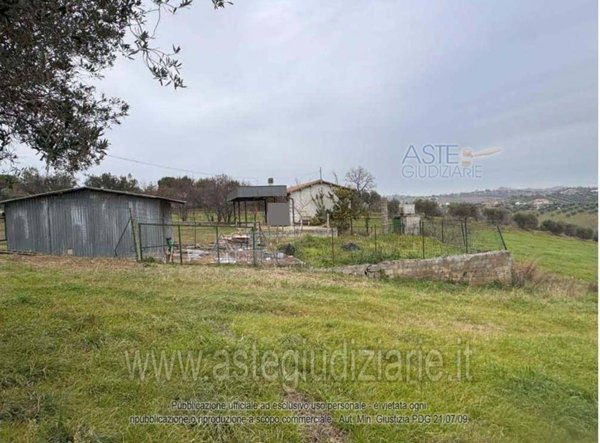 casale in vendita a Nereto in zona San Savino