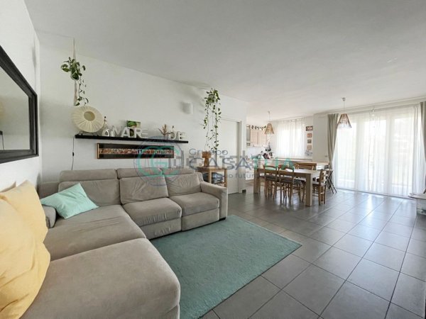 appartamento in vendita a Nereto