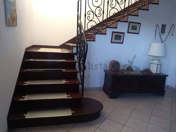 casa indipendente in vendita a Nereto