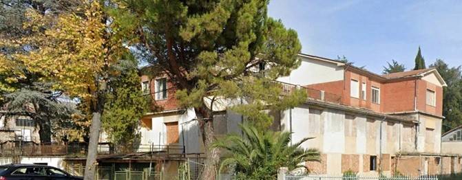 intera palazzina in vendita a Nereto