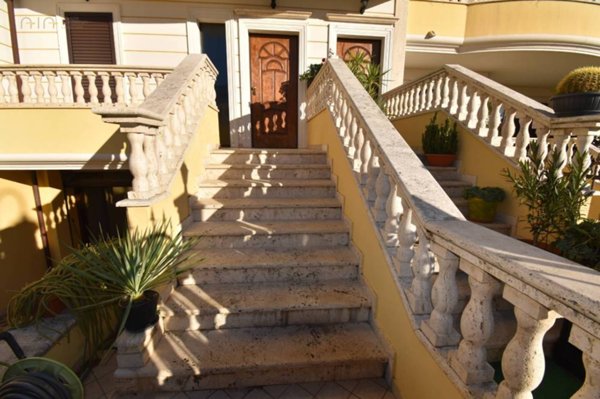 appartamento in vendita a Nereto in zona Parignano