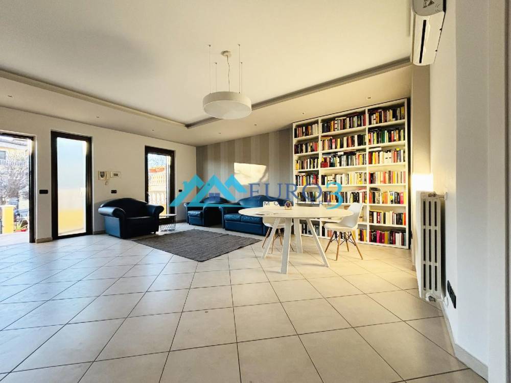 appartamento in vendita a Nereto in zona Parignano