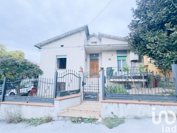 casa indipendente in vendita a Nereto