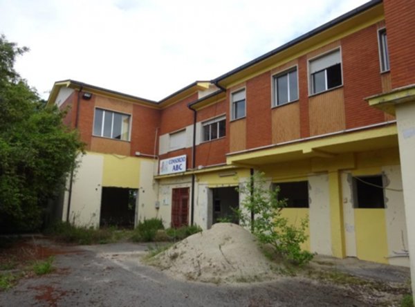 appartamento in vendita a Nereto in zona Vibrata