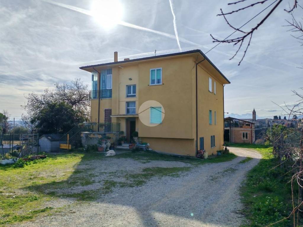 appartamento in vendita a Nereto in zona San Savino