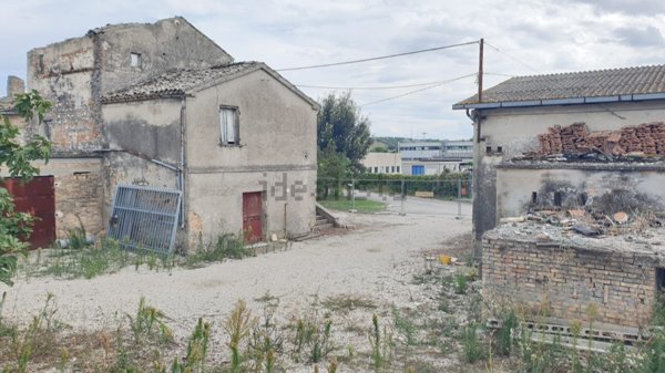 appartamento in vendita a Nereto