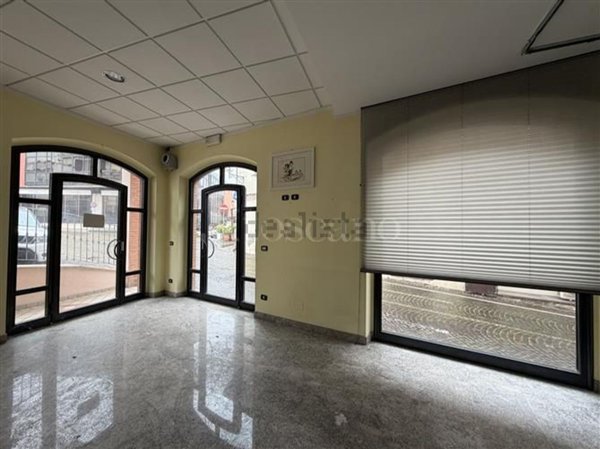 locale commerciale in vendita a Nereto