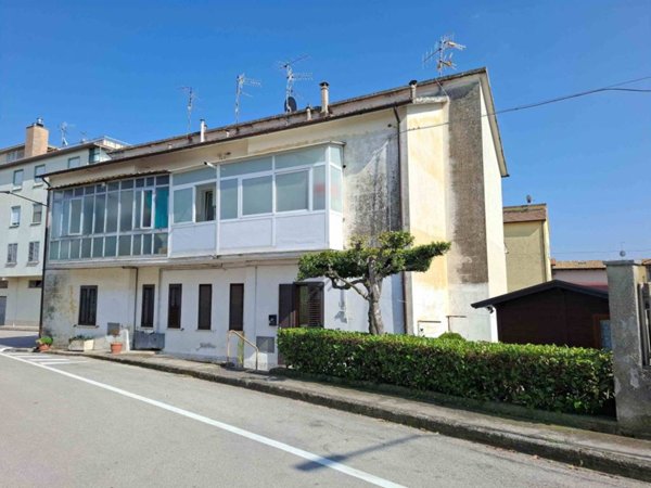 appartamento in vendita a Nereto