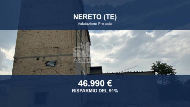 locale commerciale in vendita a Nereto