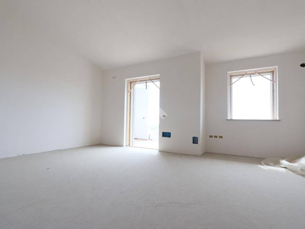 intera palazzina in vendita a Nereto