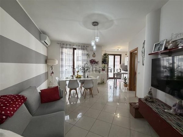 appartamento in vendita a Nereto in zona Certosa