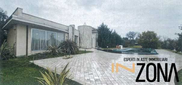 casa indipendente in vendita a Nereto in zona Pignotto