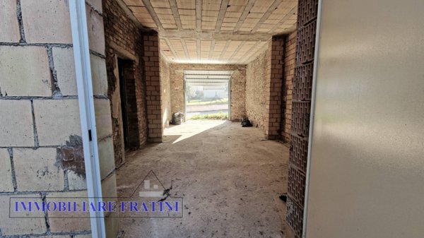 casa indipendente in vendita a Nereto