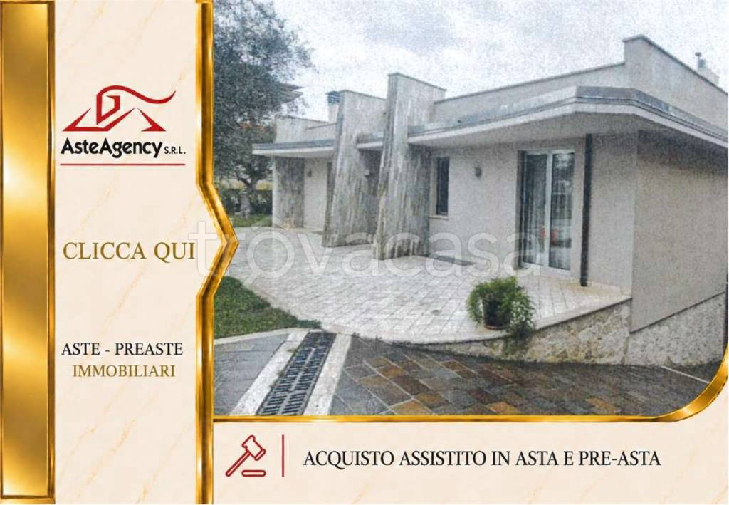casa indipendente in vendita a Nereto in zona Pignotto